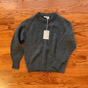 NWT - Everlane Oversized Alpaca Crew (Heather Charcoal)